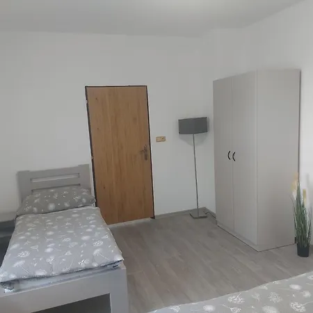 Cyklostatek Magda Lägenhet *
